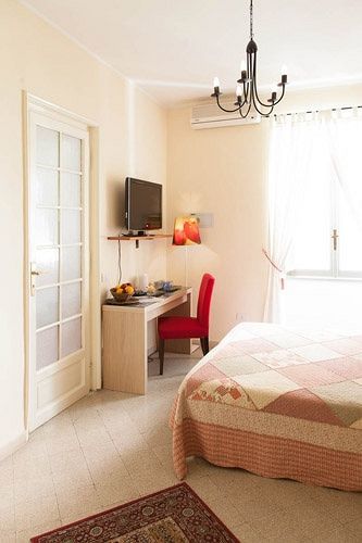 Calamatta Guest house 2*